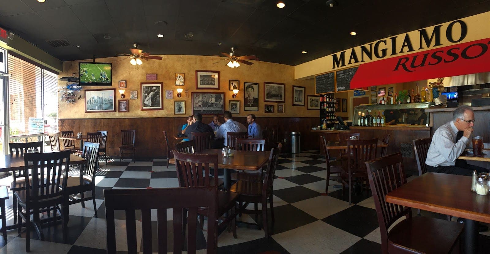 Russo's New York Pizzeria & Italian Kitchen | Sugar Land