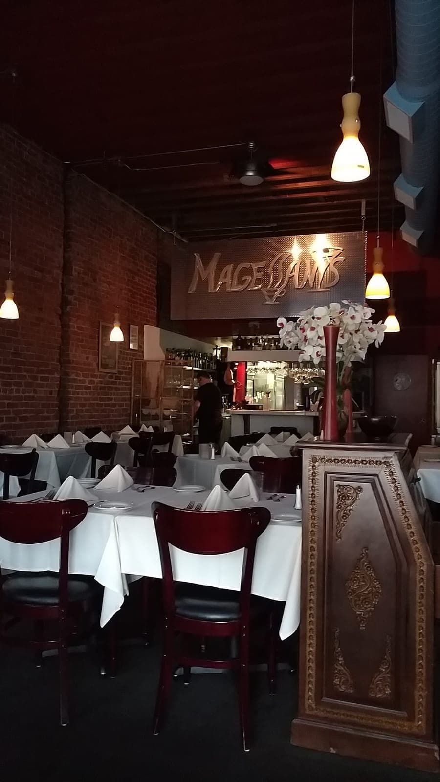 Magellan's Restaurant