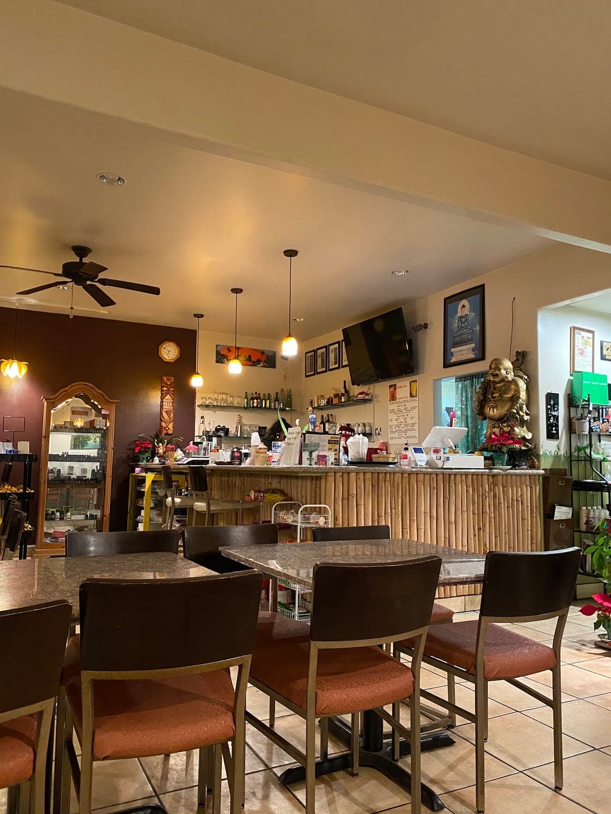 Mai's Cafe | Vietnamese