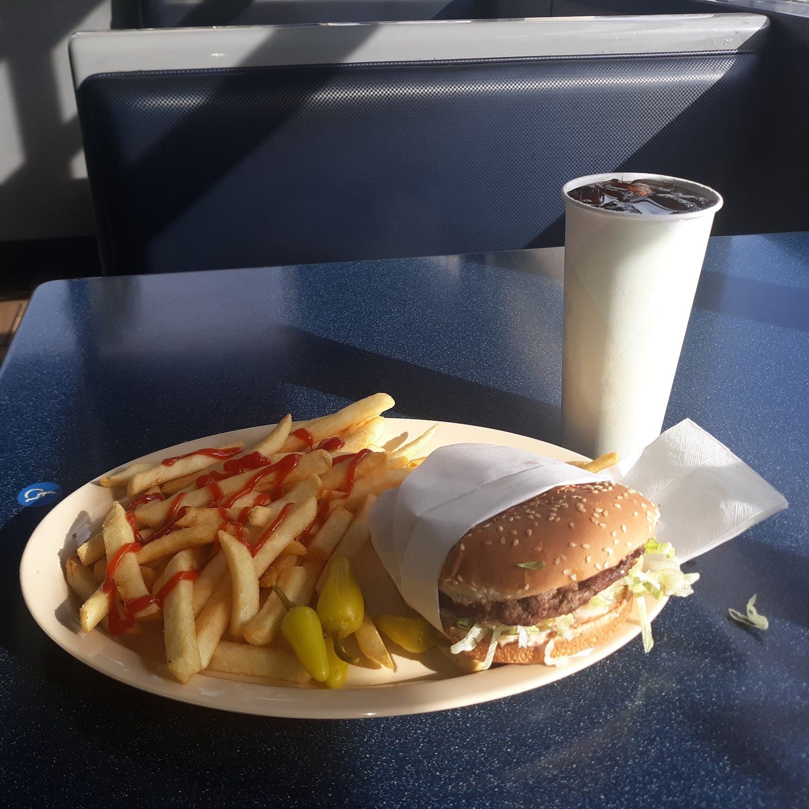 Tom’s Jr. Burgers