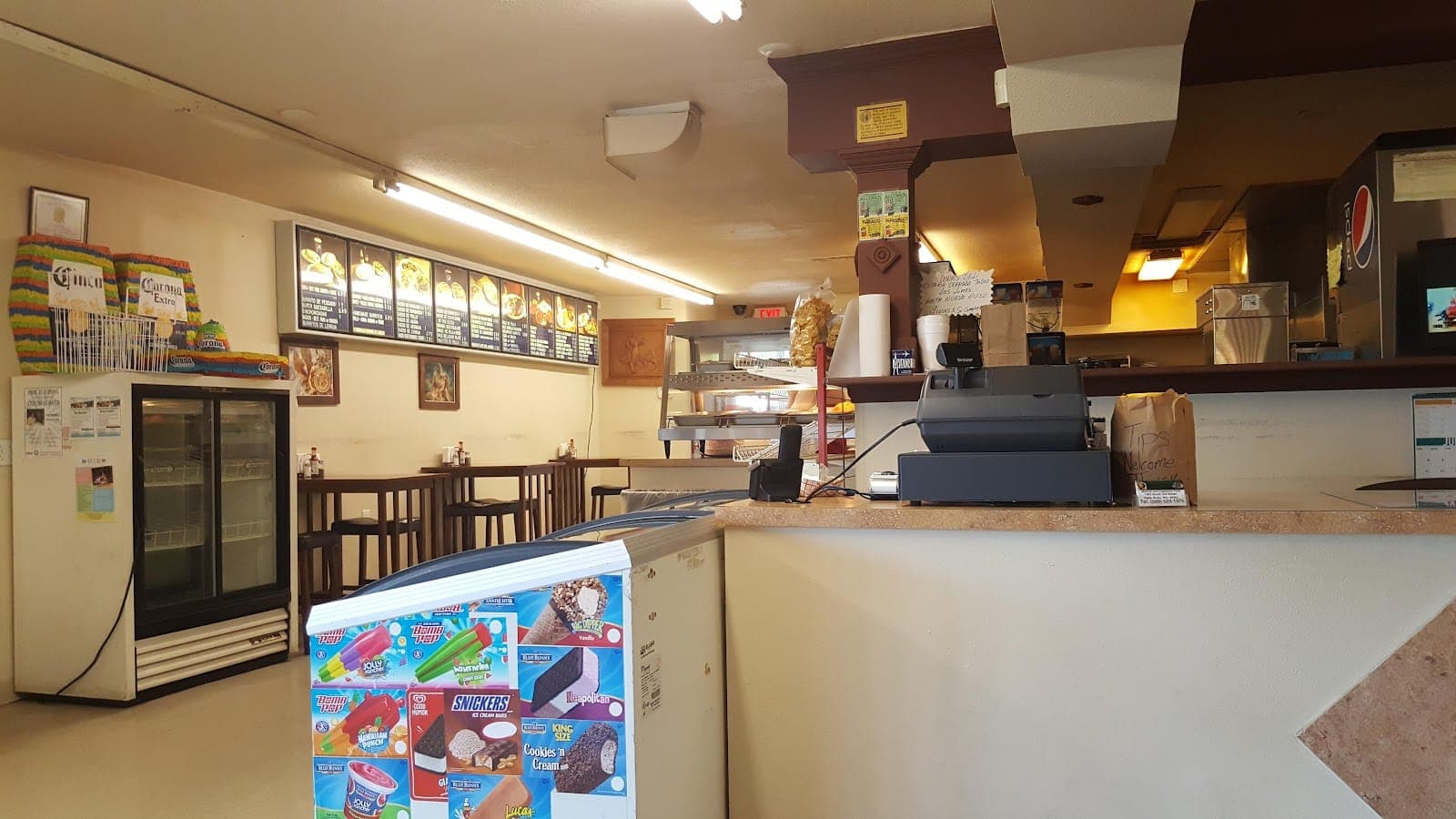 Dora's Deli & Mini Mart