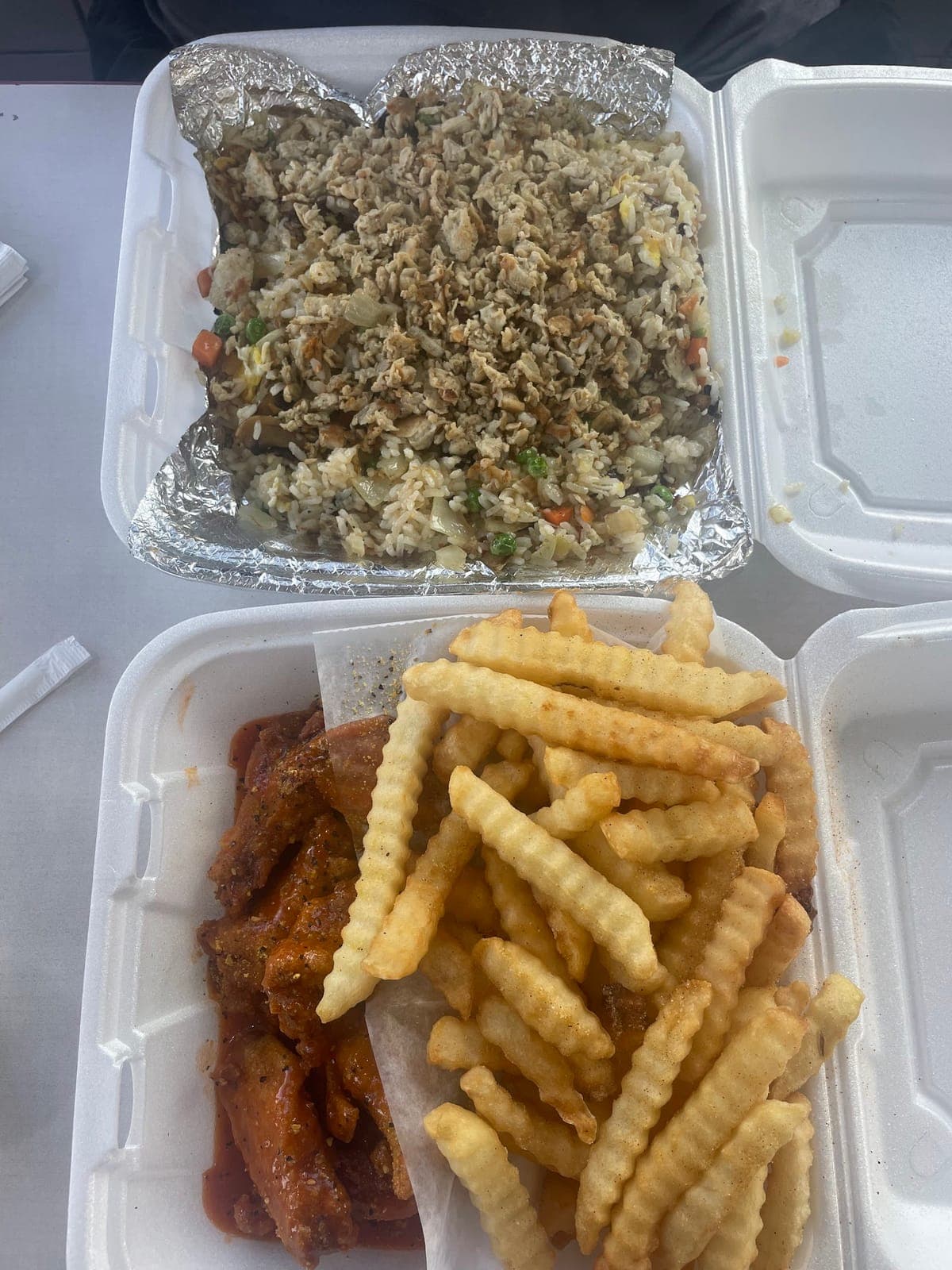 Papa's Wing and Deli House