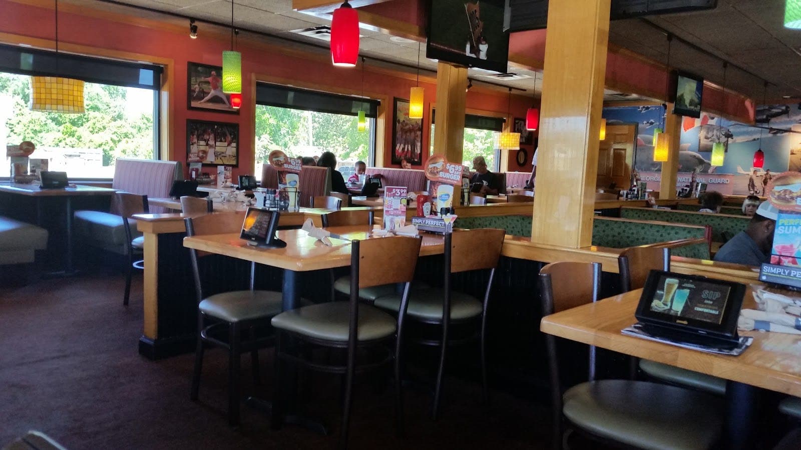 Applebee's Grill + Bar