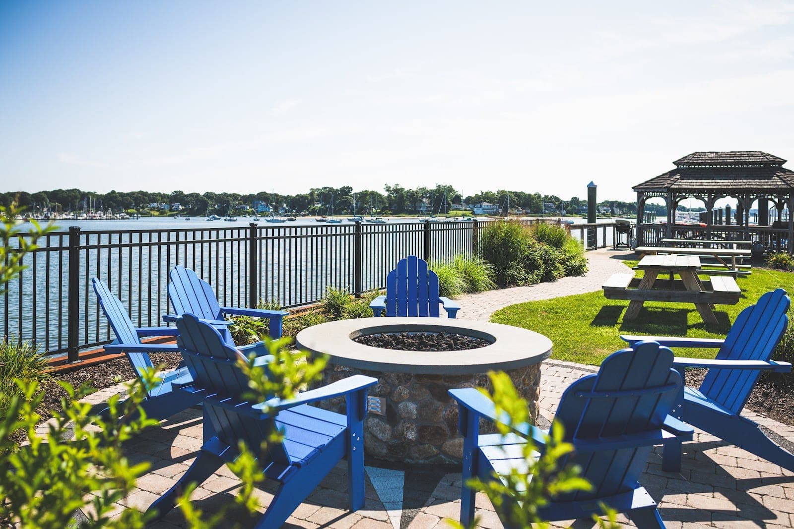 Safe Harbor Cowesett