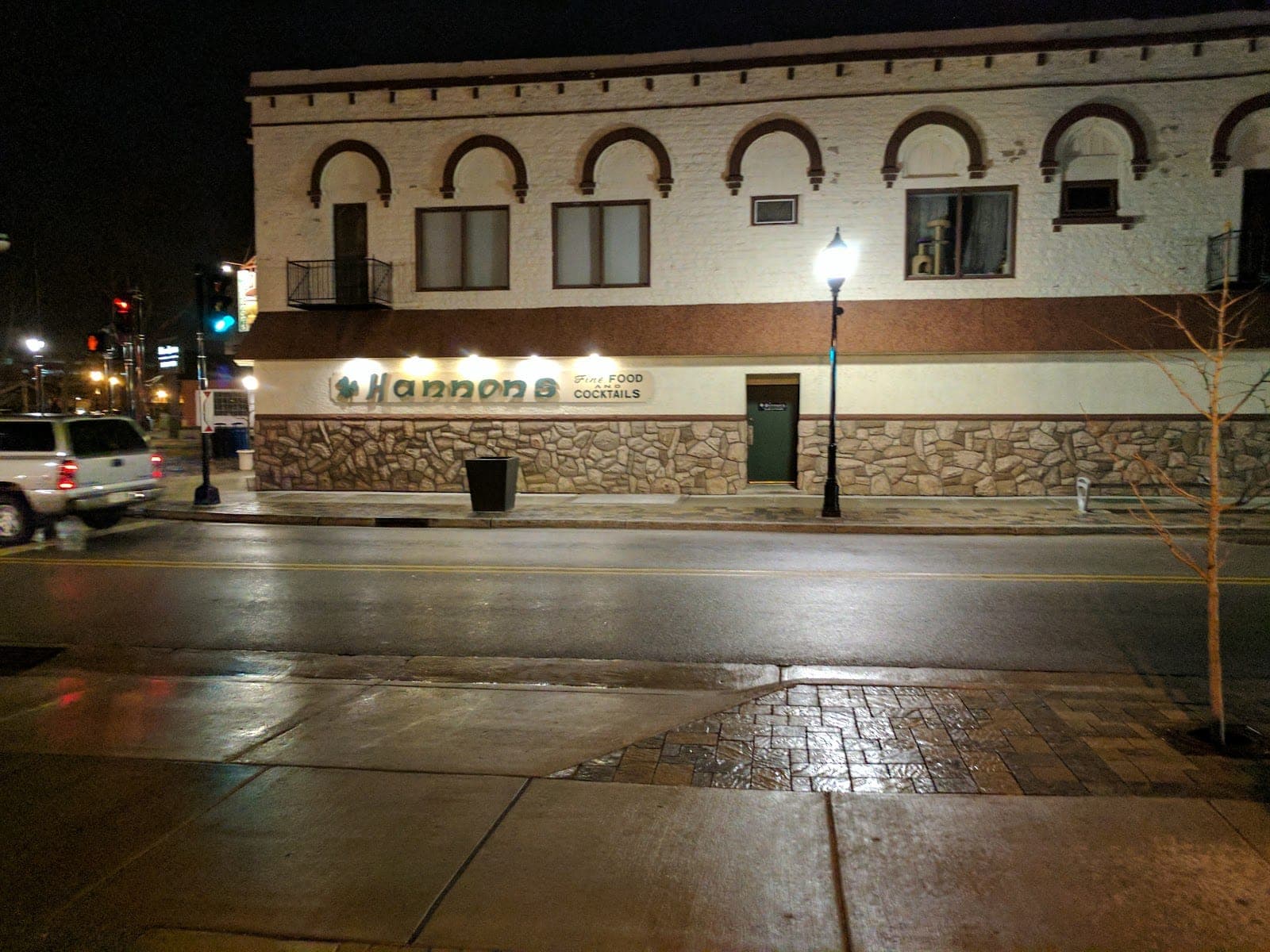 Hannon's Fine Food & Cocktails