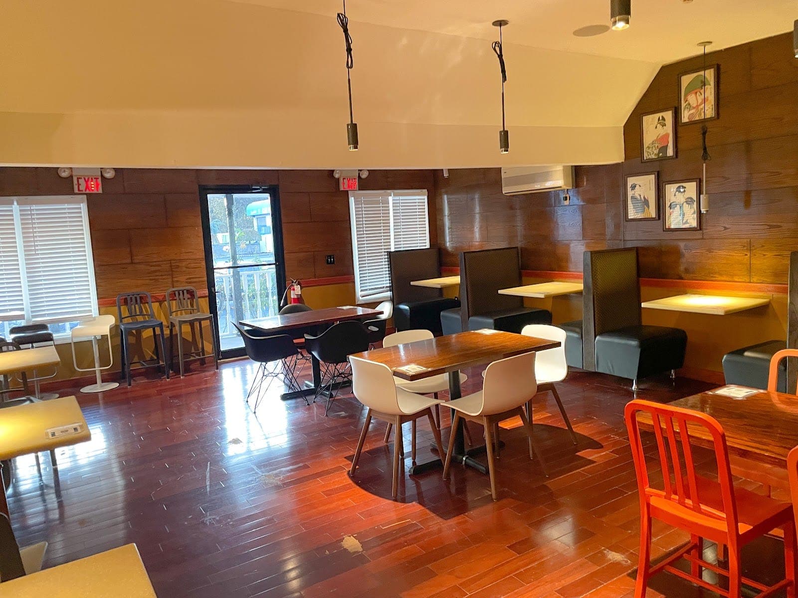 Nama Noodle Bar