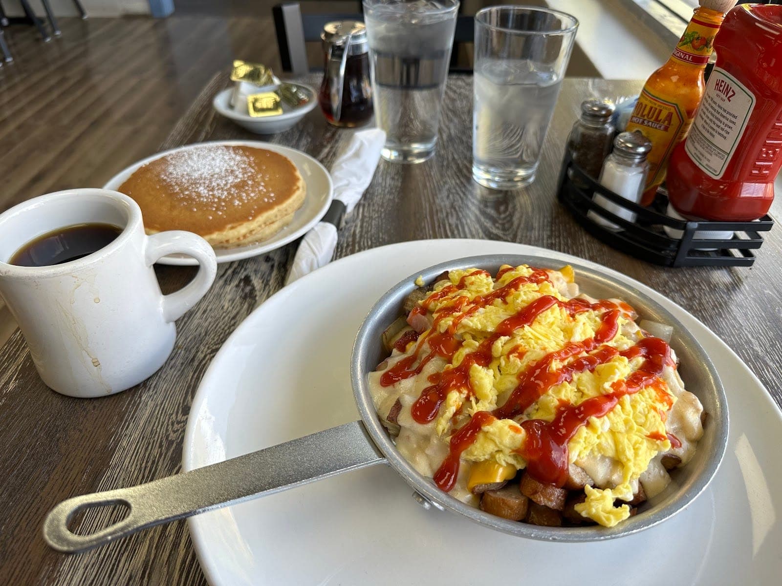 Manny’s Biscuits & Gravy Cafe
