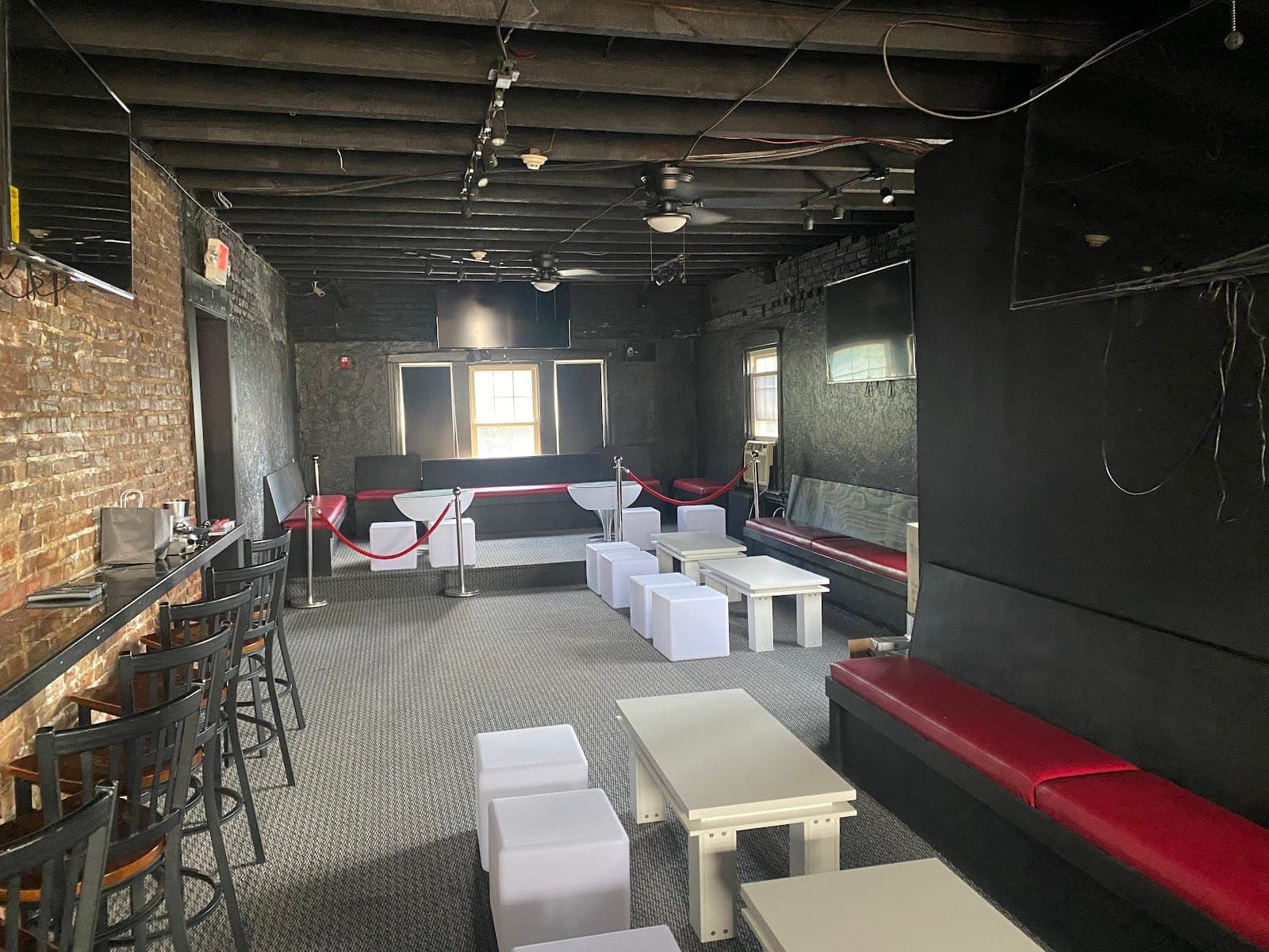 Uptown Cafe