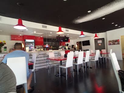 Farandula Pizzeria & Restaurant