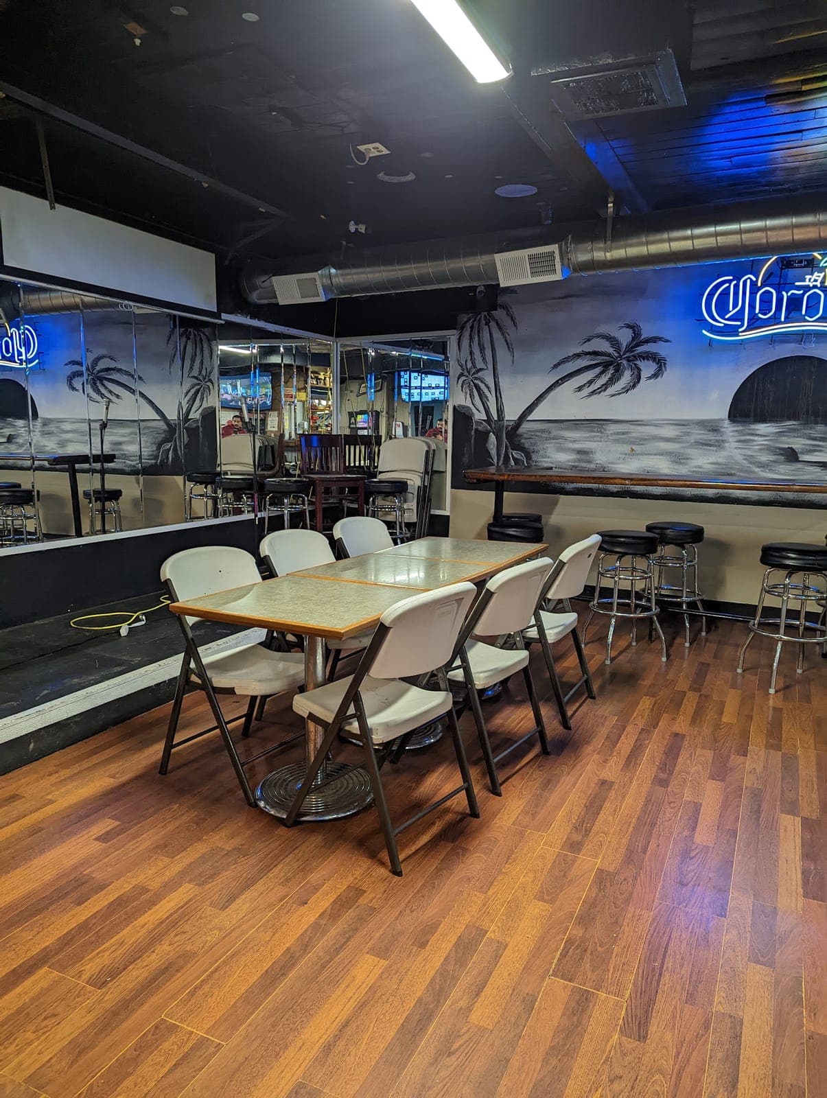 7 Mares Restaurant
