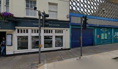 TRADITIONAL FREE HOUSE