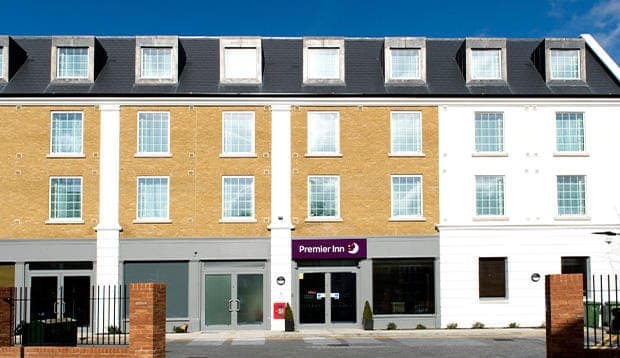 Premier Inn Epsom Town Centre hotel