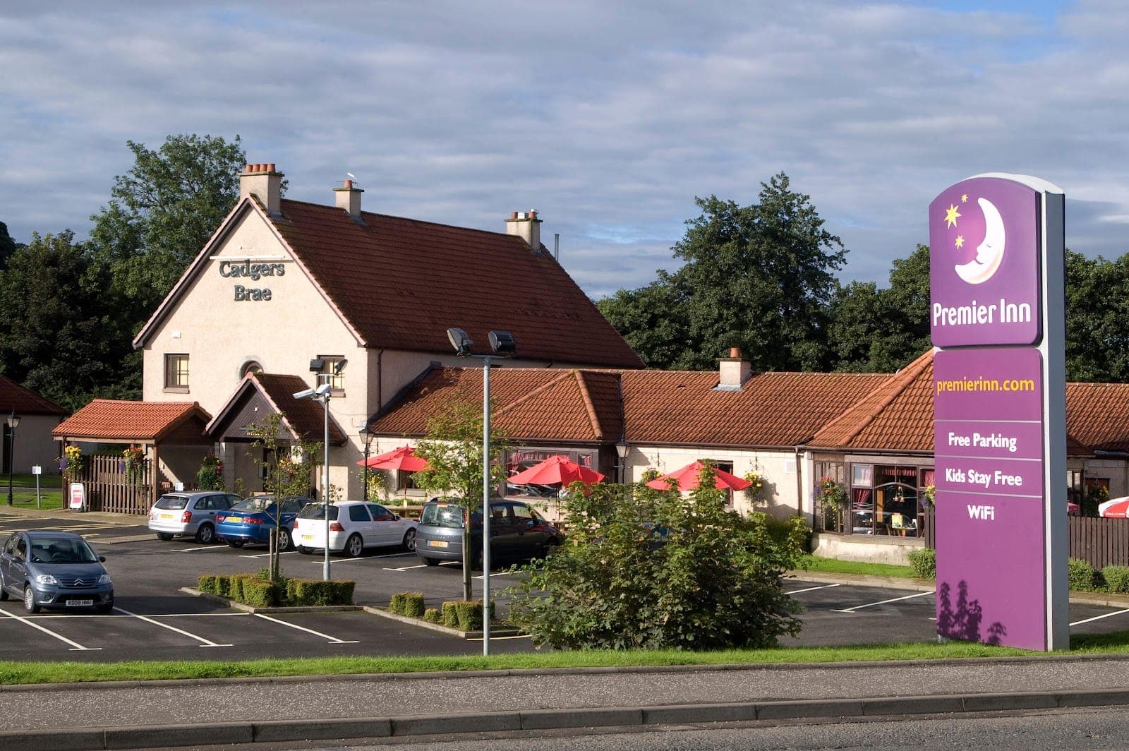 Premier Inn Falkirk East hotel