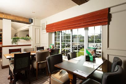 Potters Arms Cookhouse + Pub