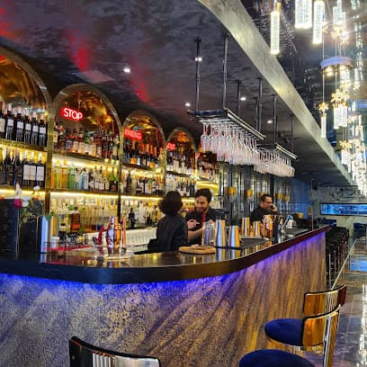 Reis Grill & Bar