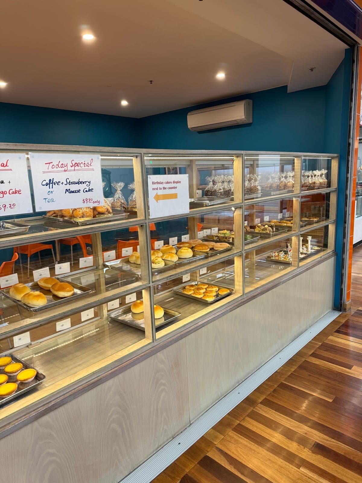 Cheung's Cakes & Cafe