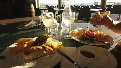 Crustaceans on the Wharf