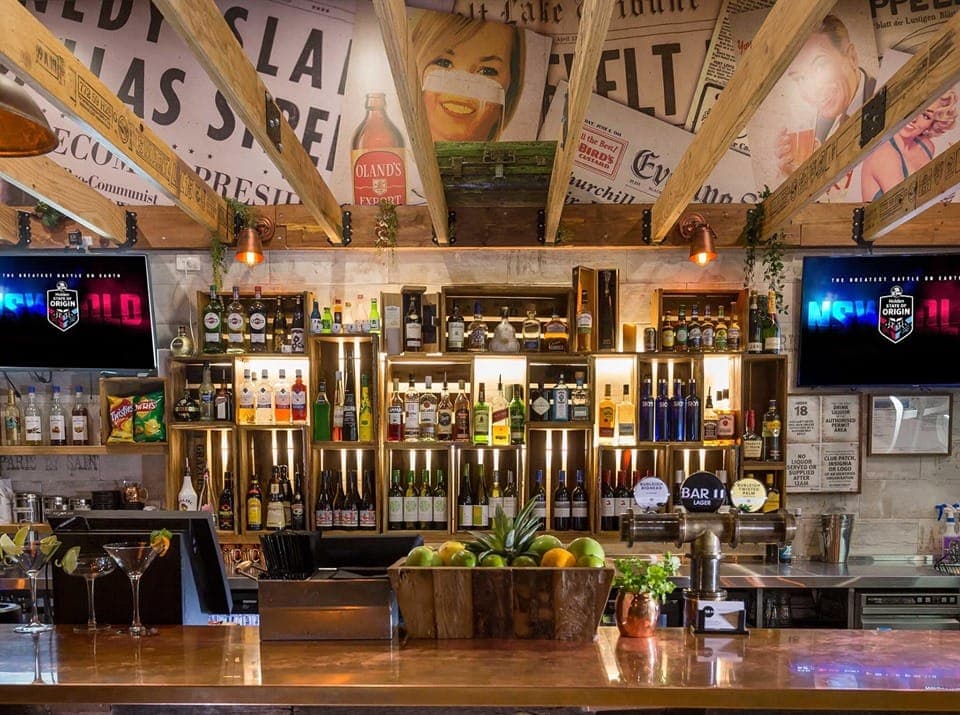 Bar 11