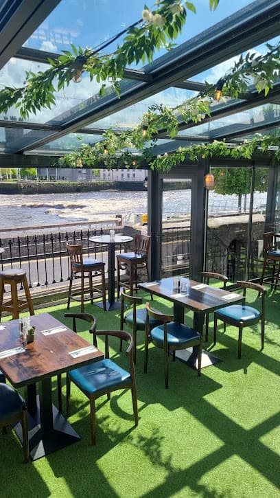 The Curragower Bar and Restaurant