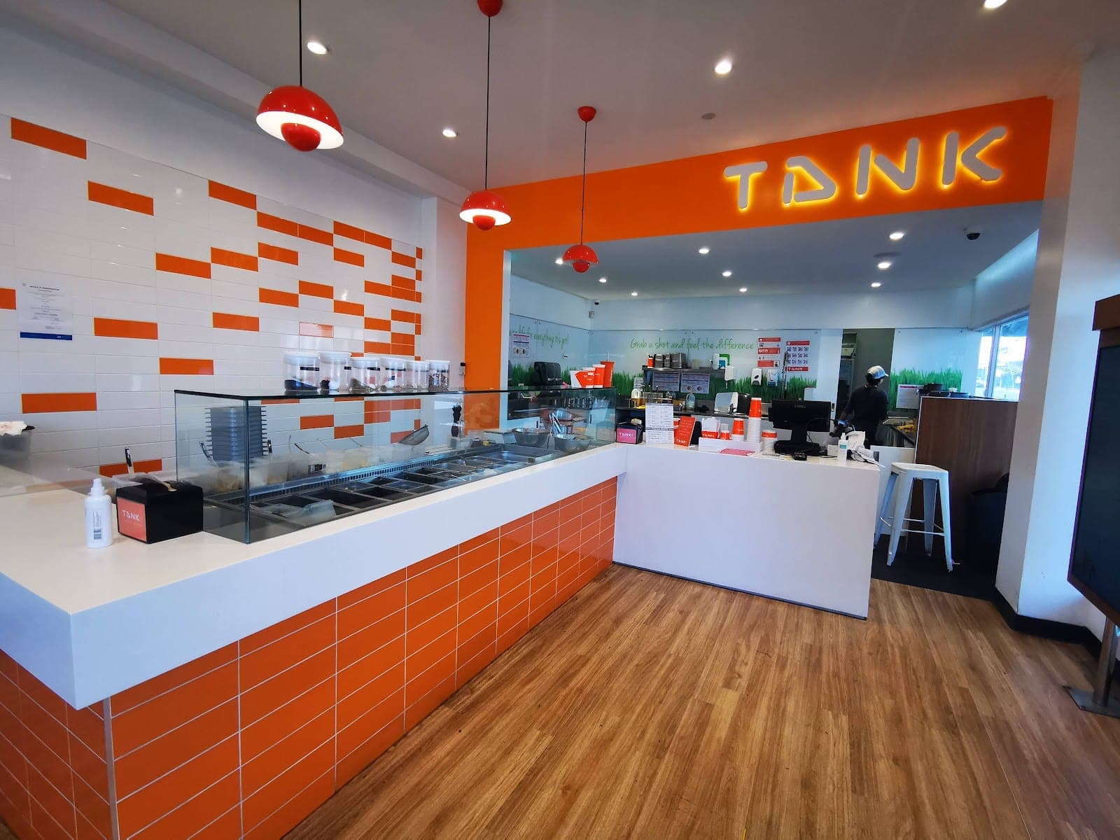 TANK Nelson - Smoothies, Raw Juices, Salads & Wraps