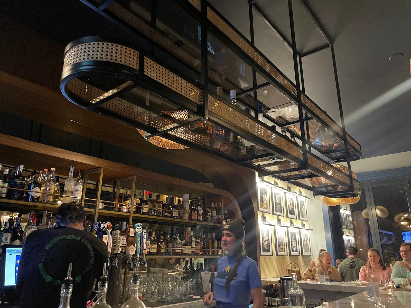 Pier Bar