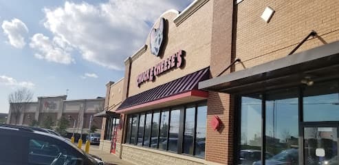 Chuck E. Cheese