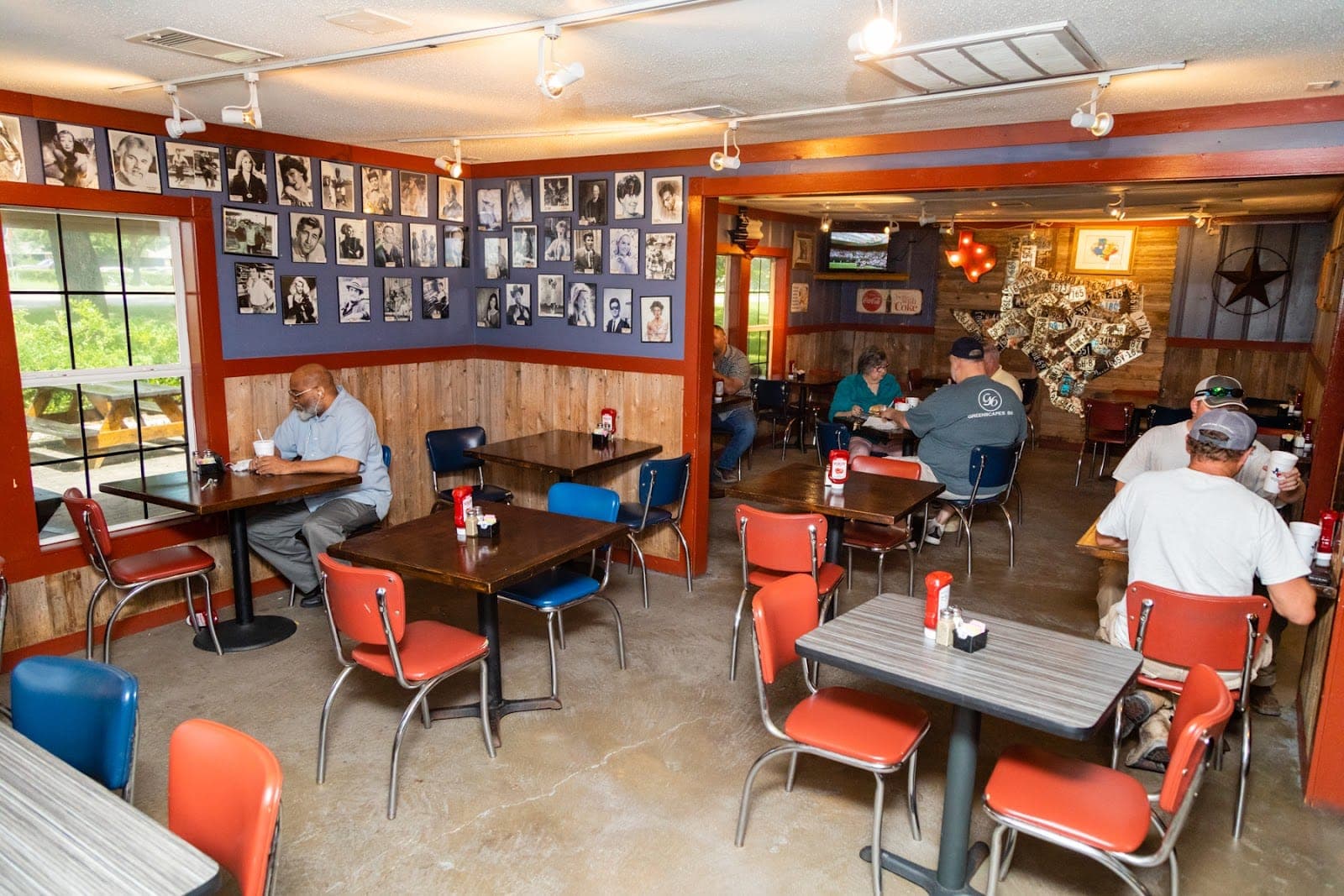 Live Oak Grill