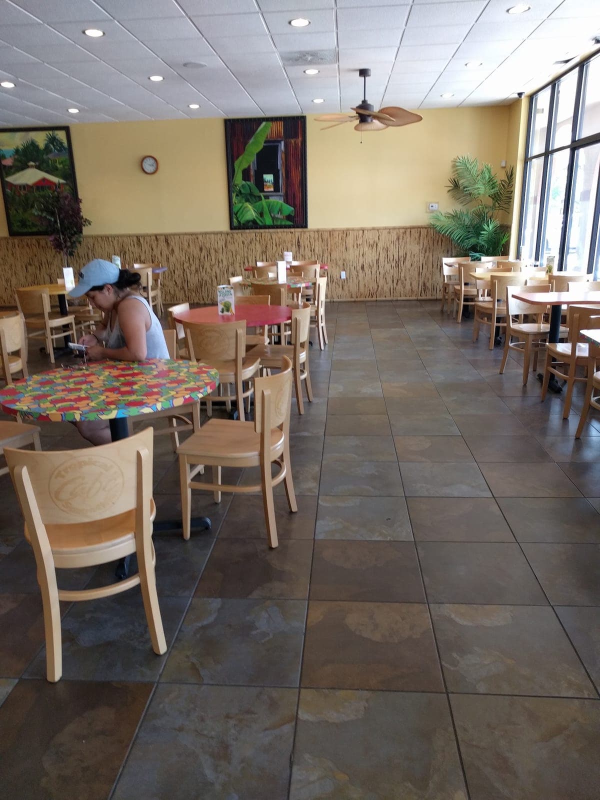Tropical Smoothie Cafe