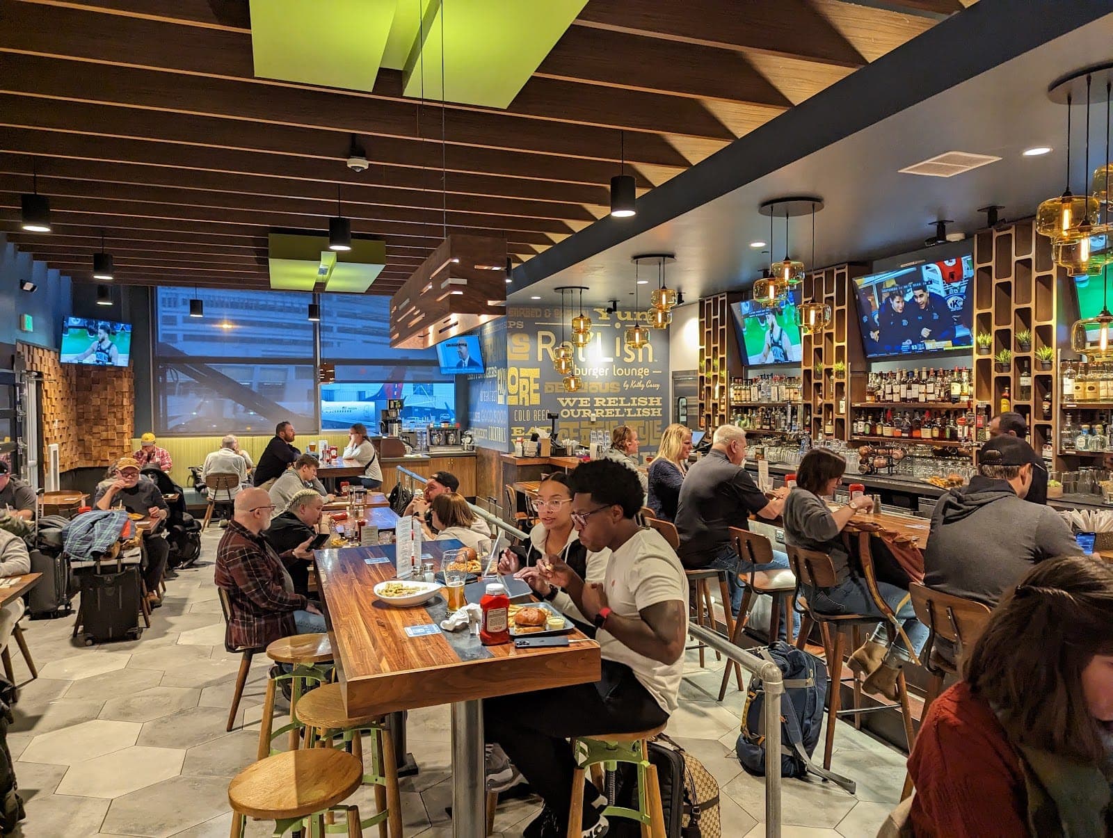 Rel'lish Burger Lounge