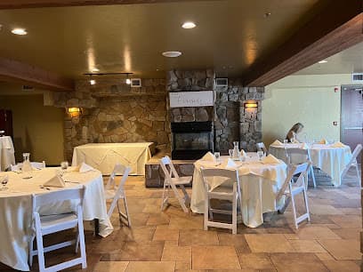 Mama Stortini's Restaurant & Bar