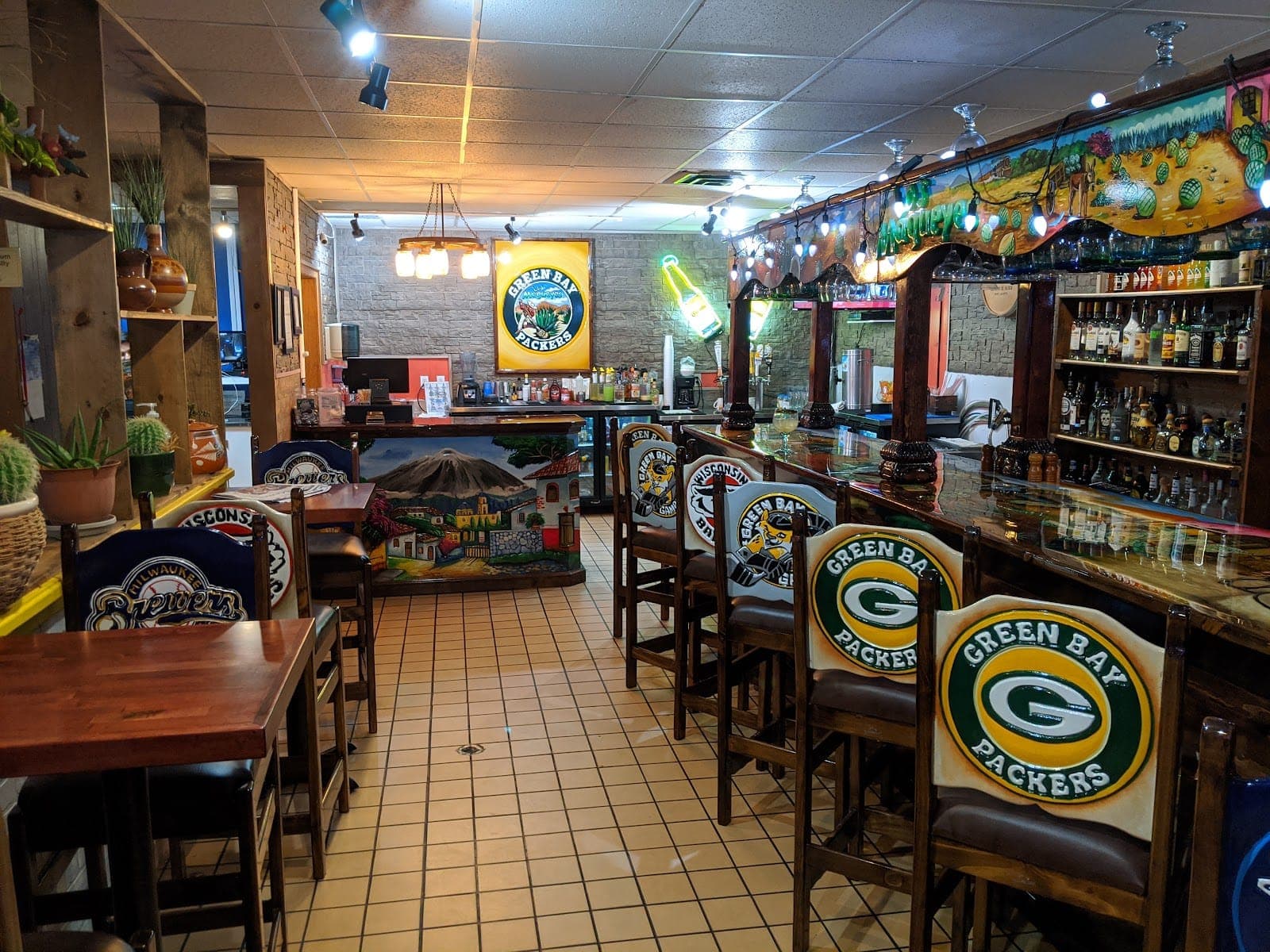 Los Magueyes Mexican Restaurant