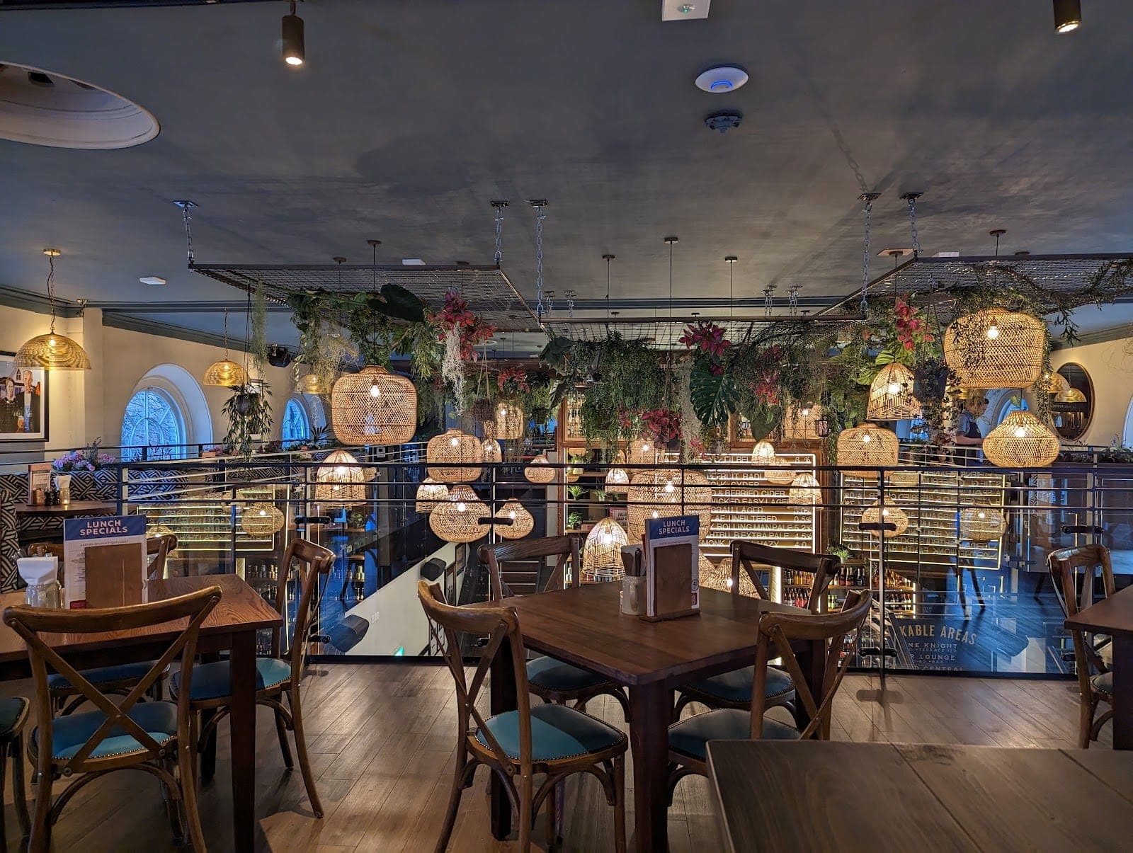 Brewhouse & Kitchen