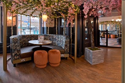Slug & Lettuce