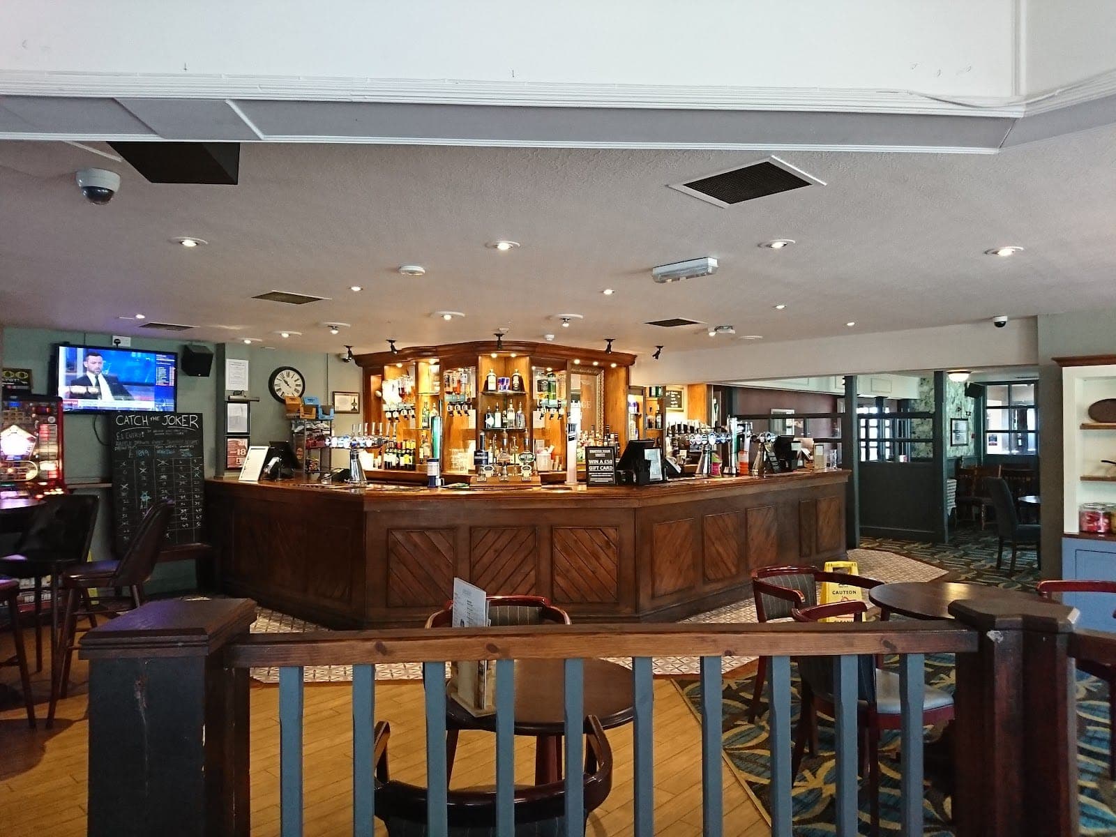 Village Inn