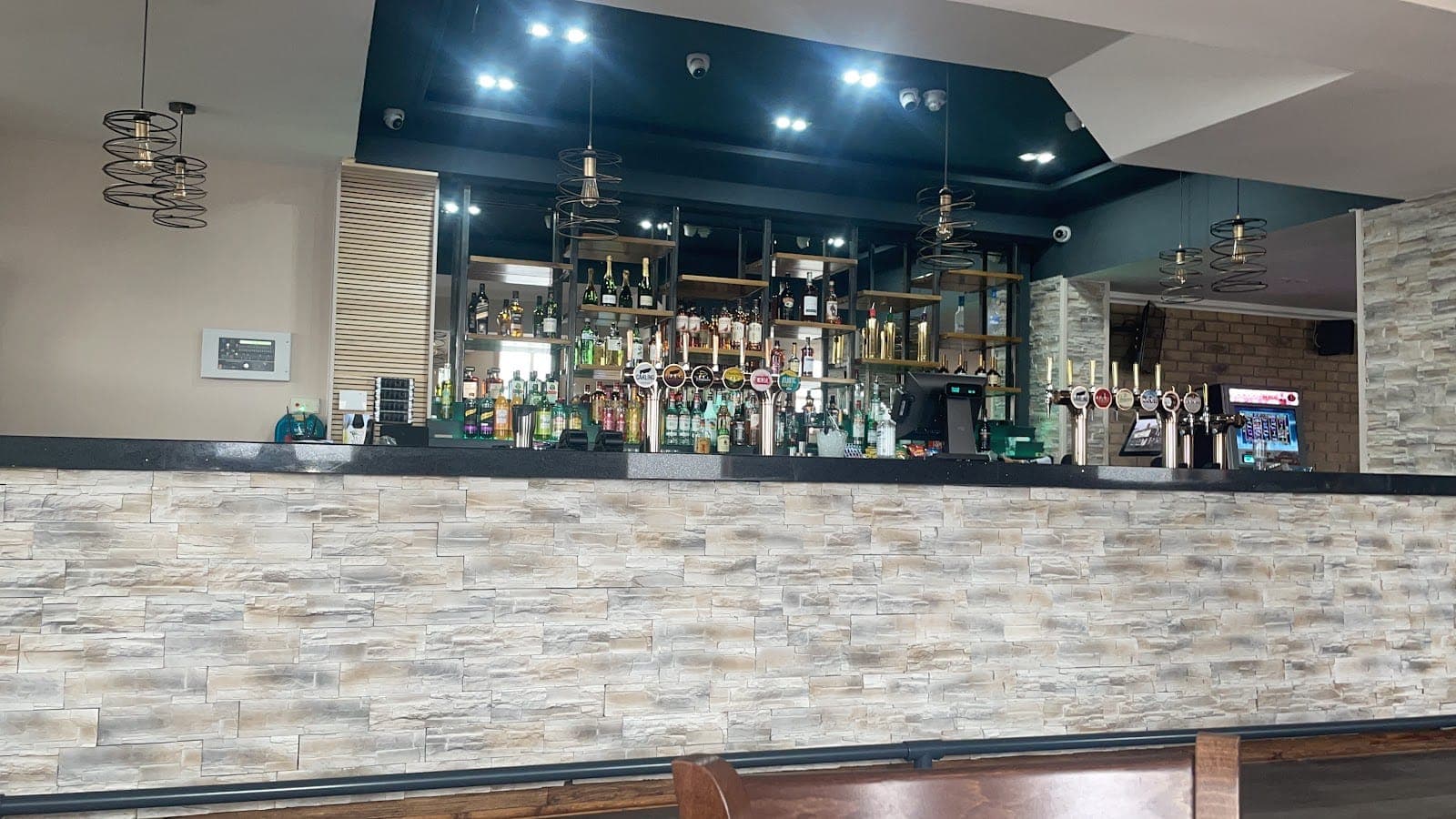 Ivy Bush Bar & Grill
