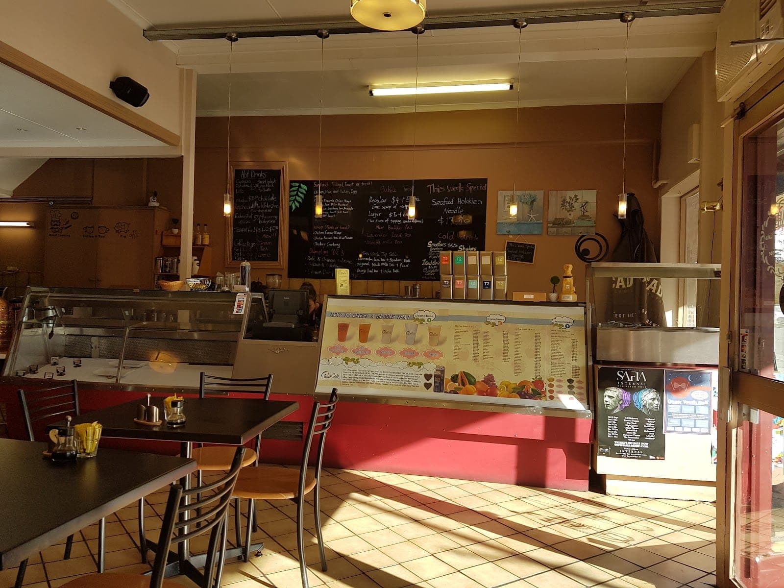 Chi Chi Café