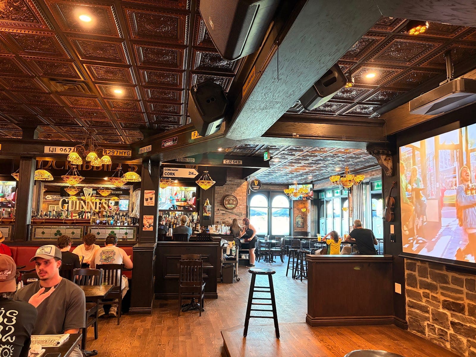Mckibbin's Irish Pub
