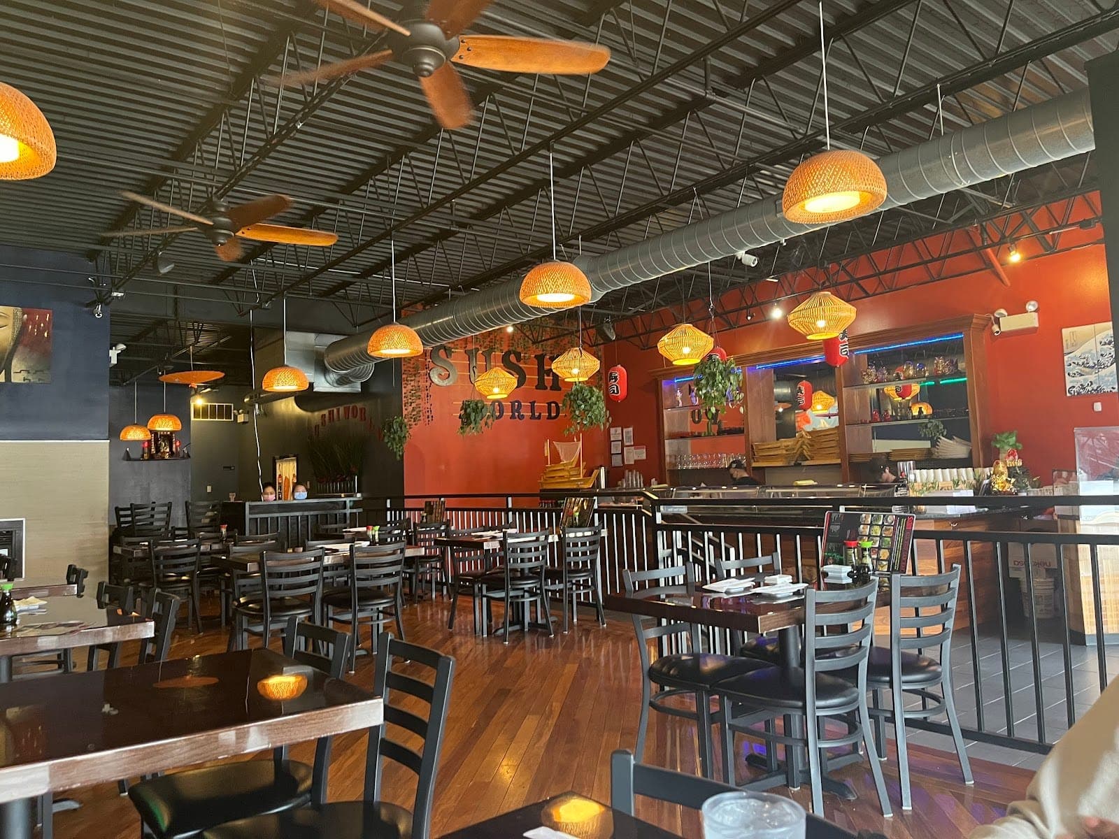 Sushi World